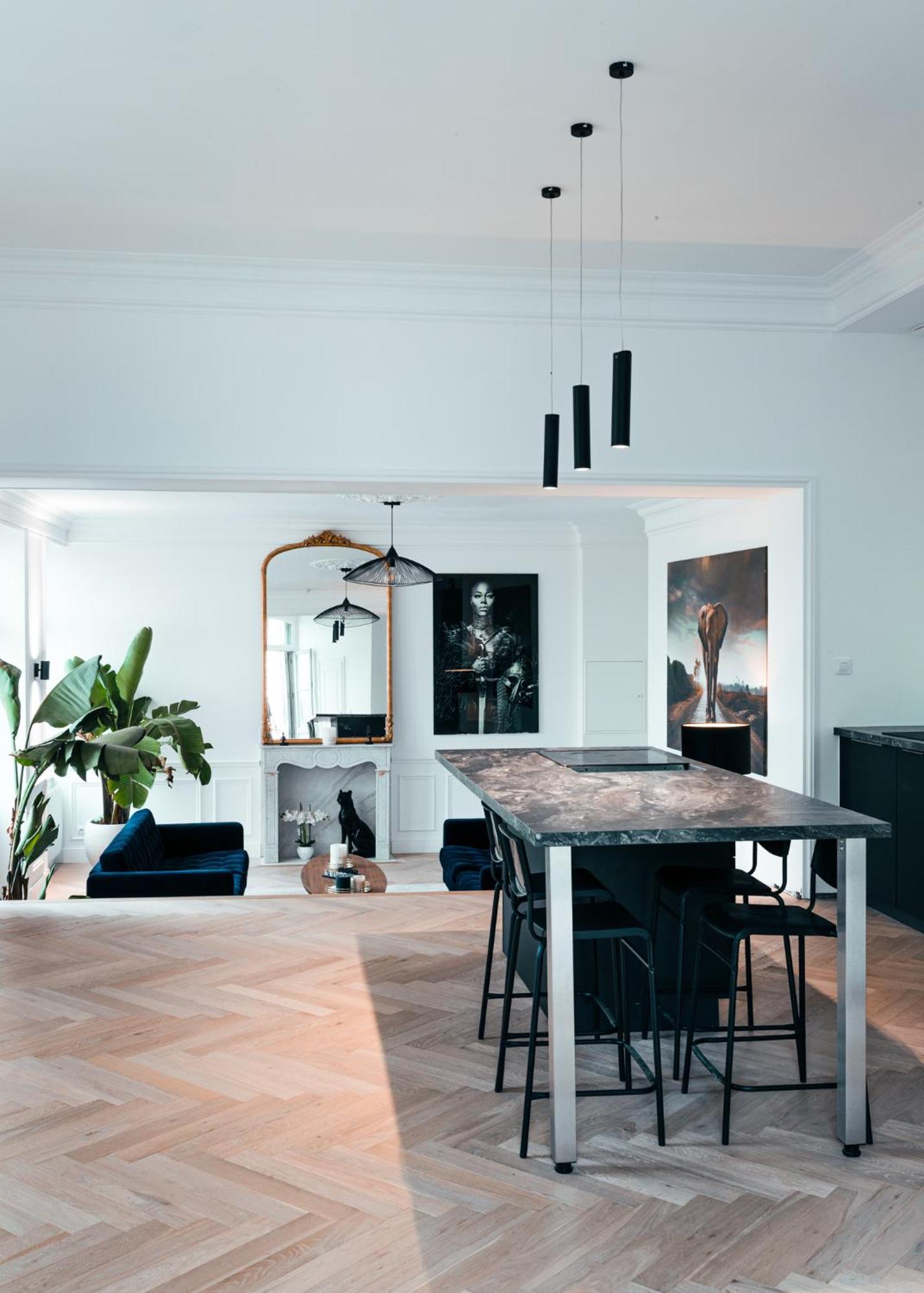 Le Jeanne D'arc Apartment